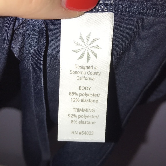 Athleta Workout Top🌀 - Picture 9 of 10